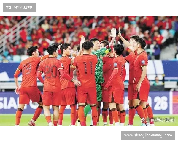 部分国脚中断休假向国足报到,积极备战新周期 部分国脚中断休假向国足报到,积极备战新周期